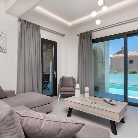 Romanza II Luxury Villa Kalamaki  Exterior photo